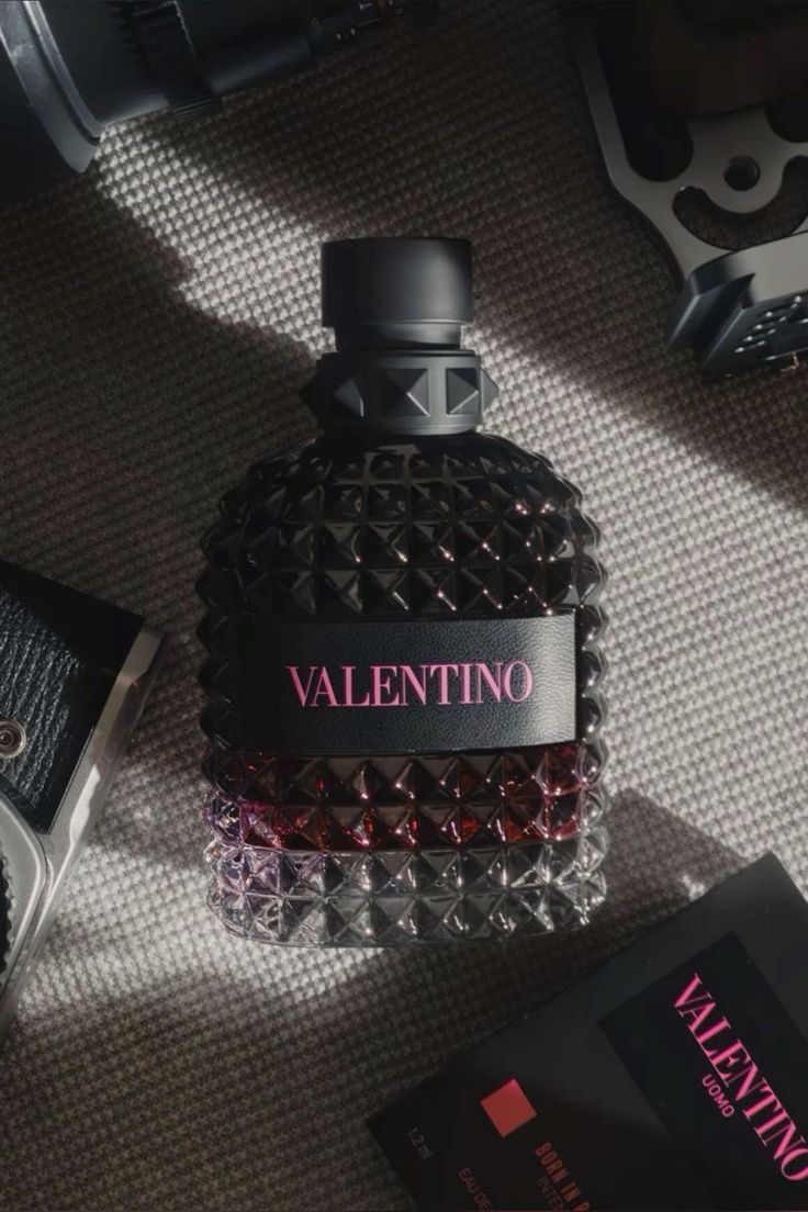 VALENTINO BORN IN ROMA INTENSE