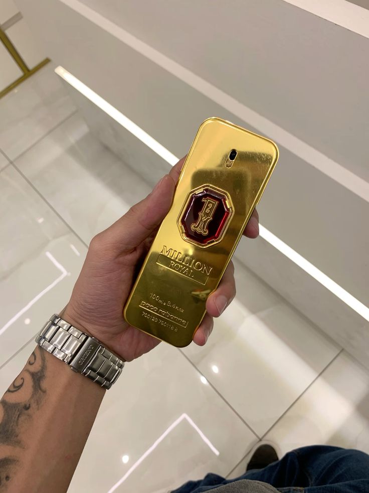 ONE MILLION ROYAL