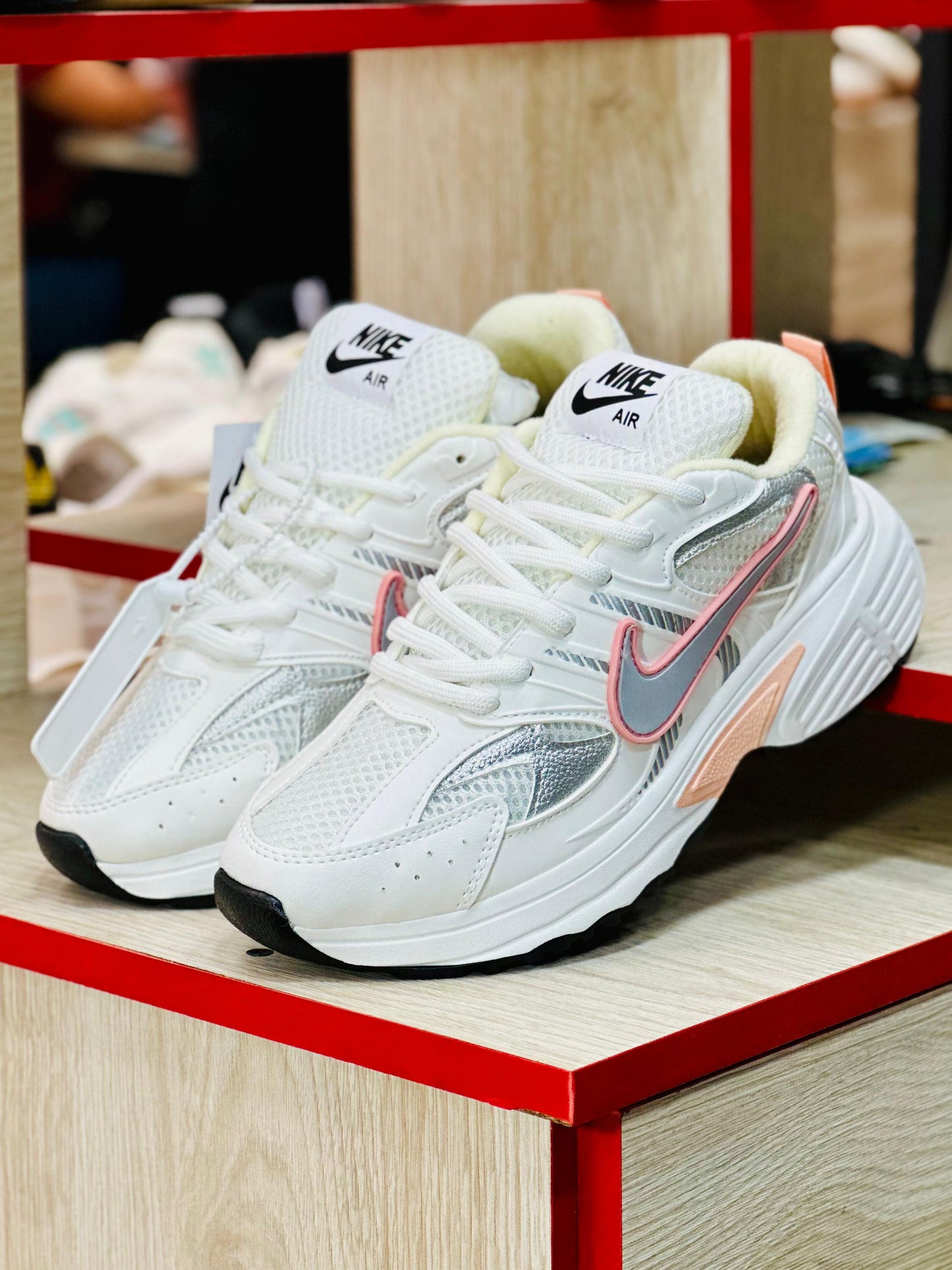 NIKE- V2K MODELO 2