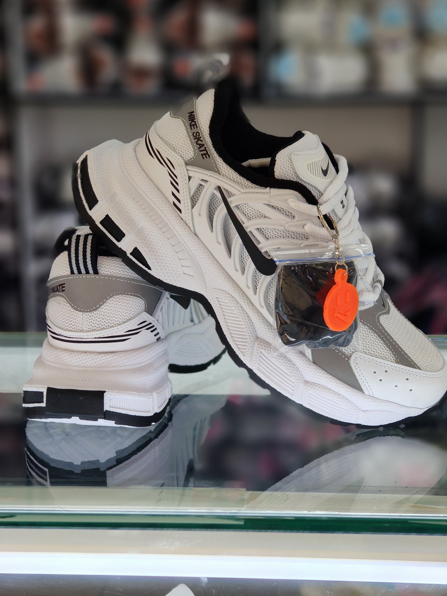 Nike ZOOM V2K