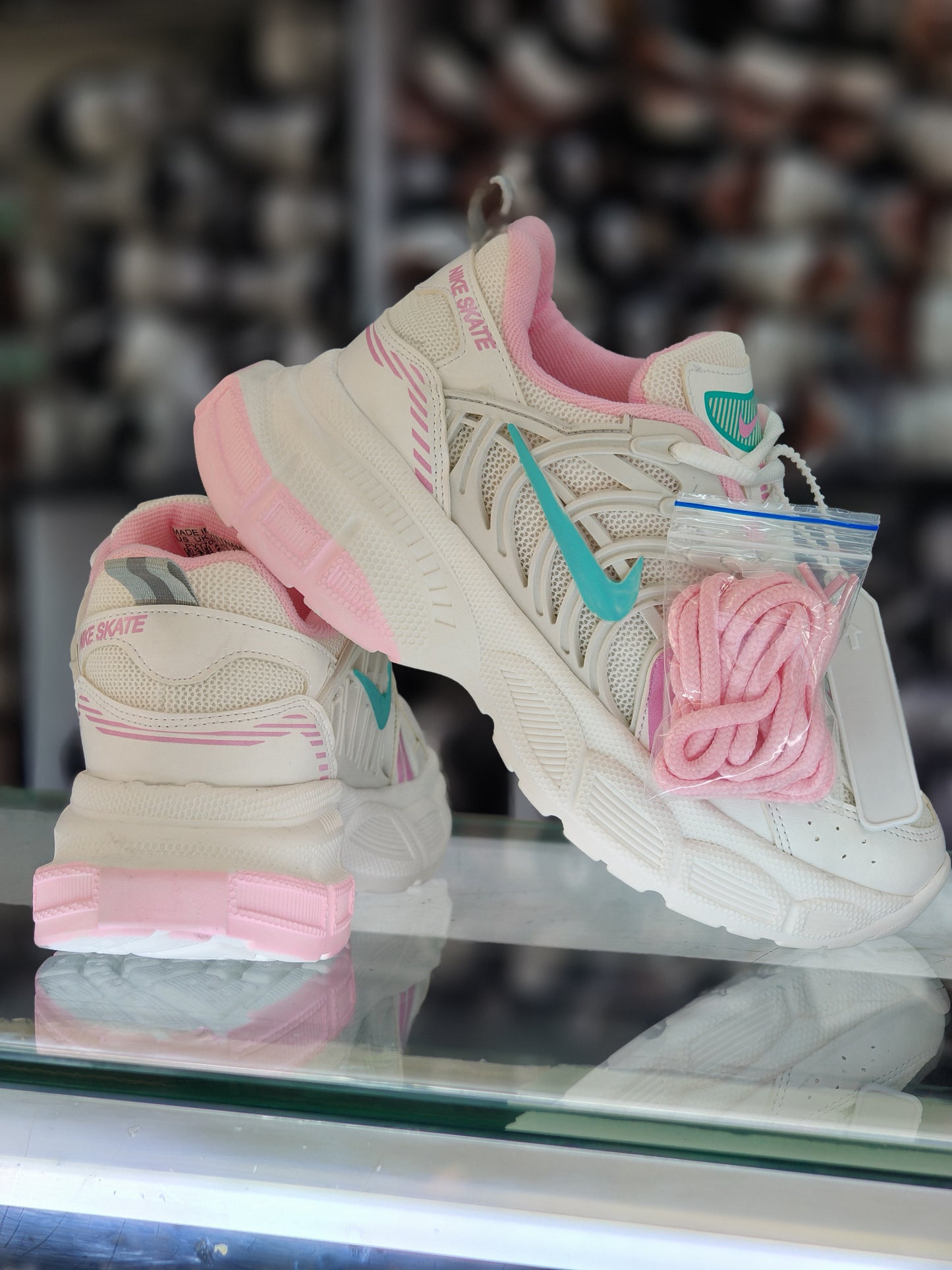 Nike ZOOM V2K