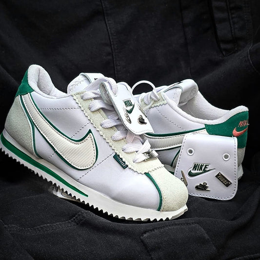 NIKE - CORTEZ