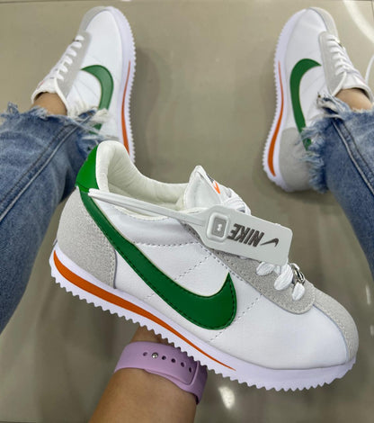 NIKE - CORTEZ