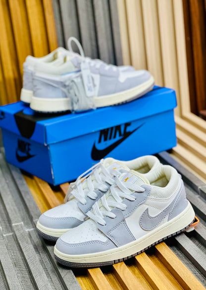 Nike - Air Jordan 1 LOW