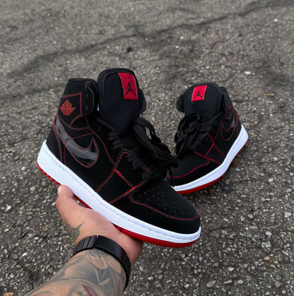 Nike - Jordan 1 Mid