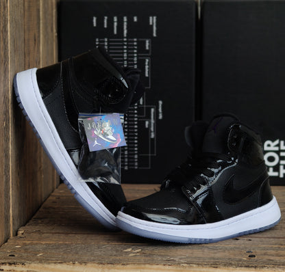 Nike - Jordan 1 Mid