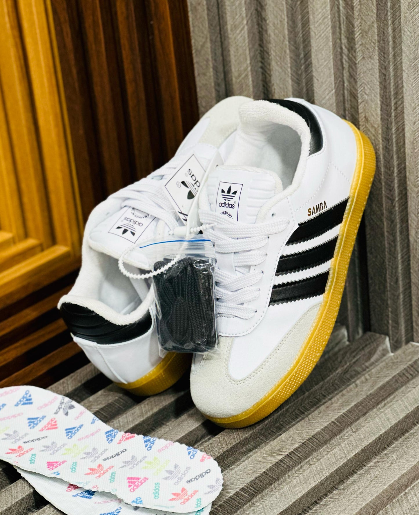 ADIDAS - SAMBA